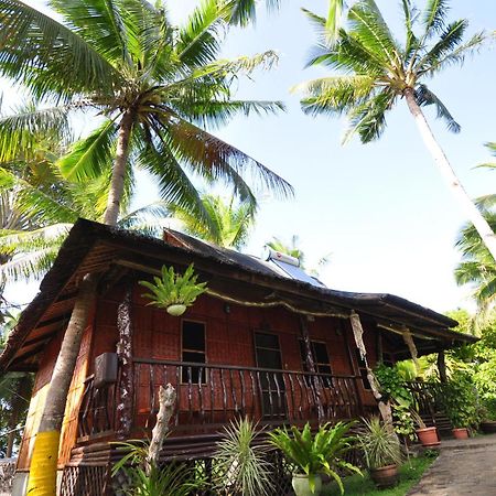 Villa De Pico Highland Beach Resort Puerto Galera Buitenkant foto