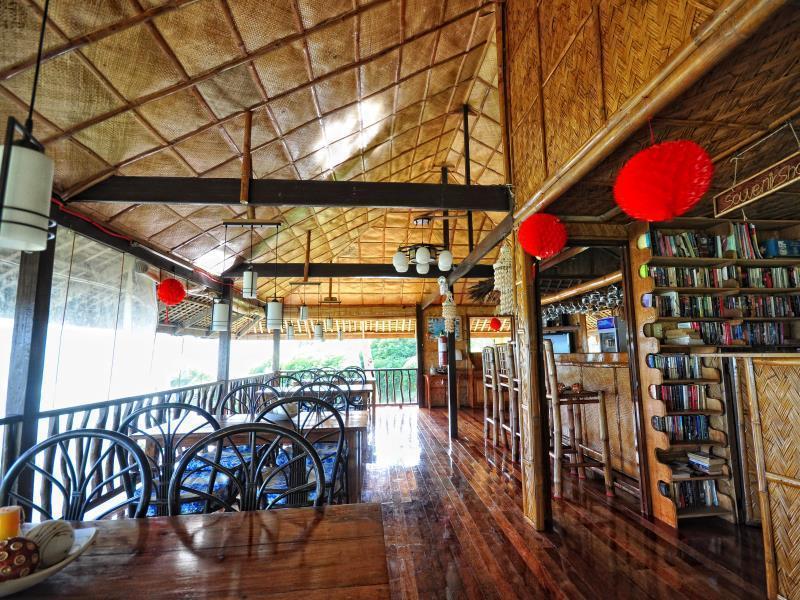 Villa De Pico Highland Beach Resort Puerto Galera Buitenkant foto