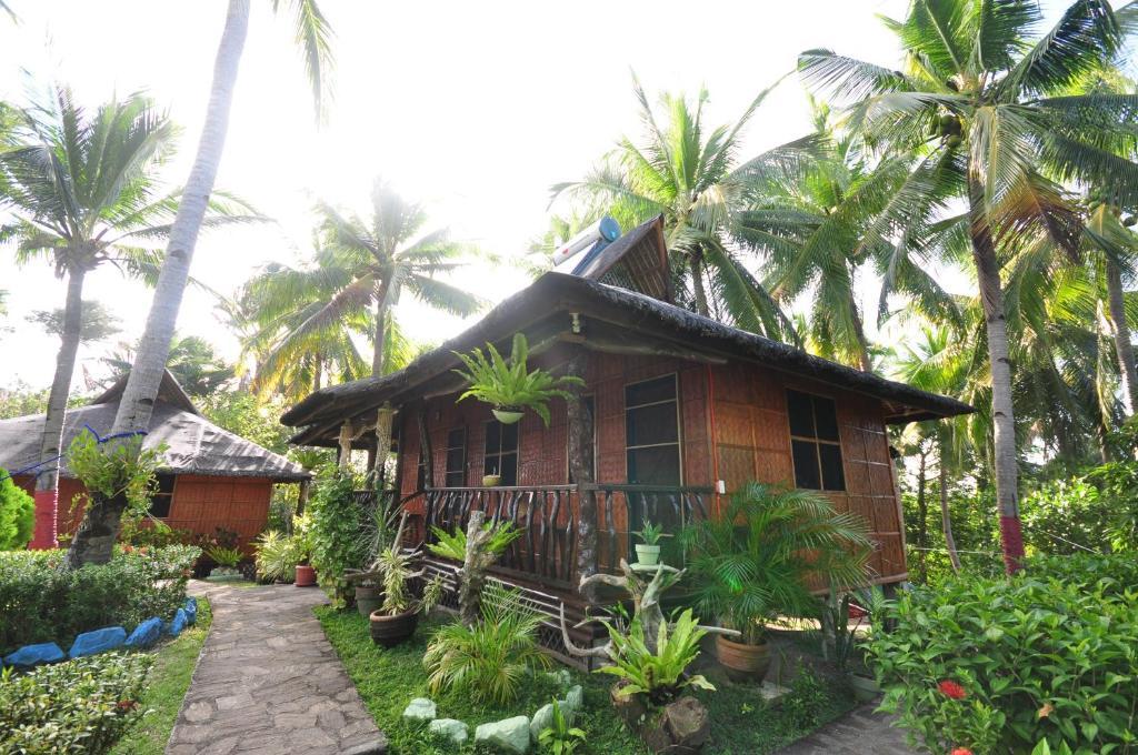 Villa De Pico Highland Beach Resort Puerto Galera Buitenkant foto