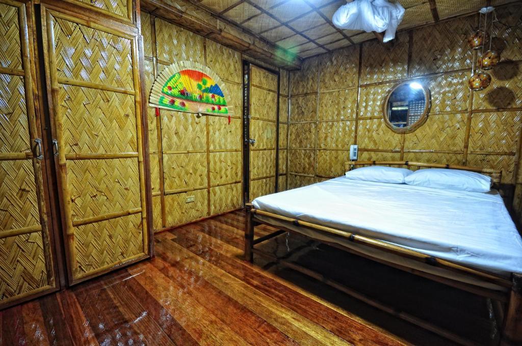 Villa De Pico Highland Beach Resort Puerto Galera Buitenkant foto